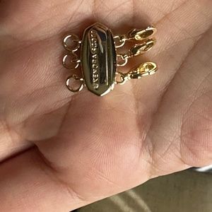 Kendra Scott Layer It! Necklace Clasp in Gold